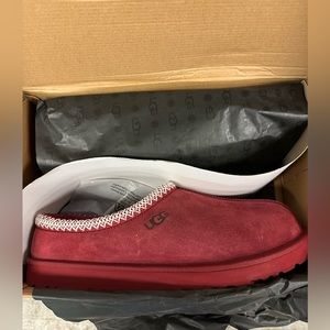 Ugg slippers tasman